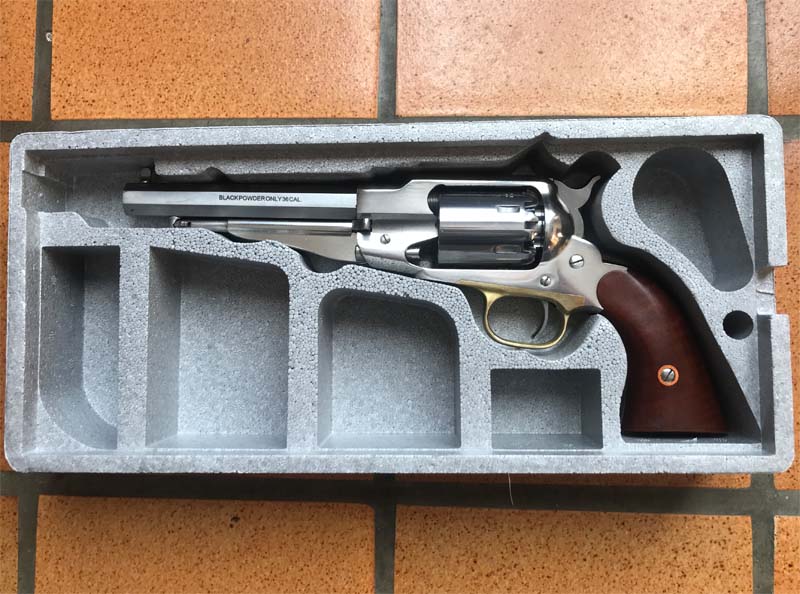 remington - Remington 1858 Navy Pietta Inox calibre 36 MKxl7jSGwdy_Remington-Pietta-1858-Navy-calibre-36-dans-sa-boite-800x594